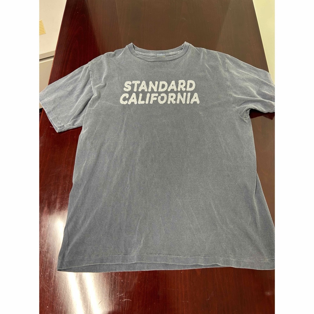 STANDARD CALIFORNIA(スタンダードカリフォルニア)のスタンダードカリフォルニア　tシャツ メンズのトップス(Tシャツ/カットソー(半袖/袖なし))の商品写真