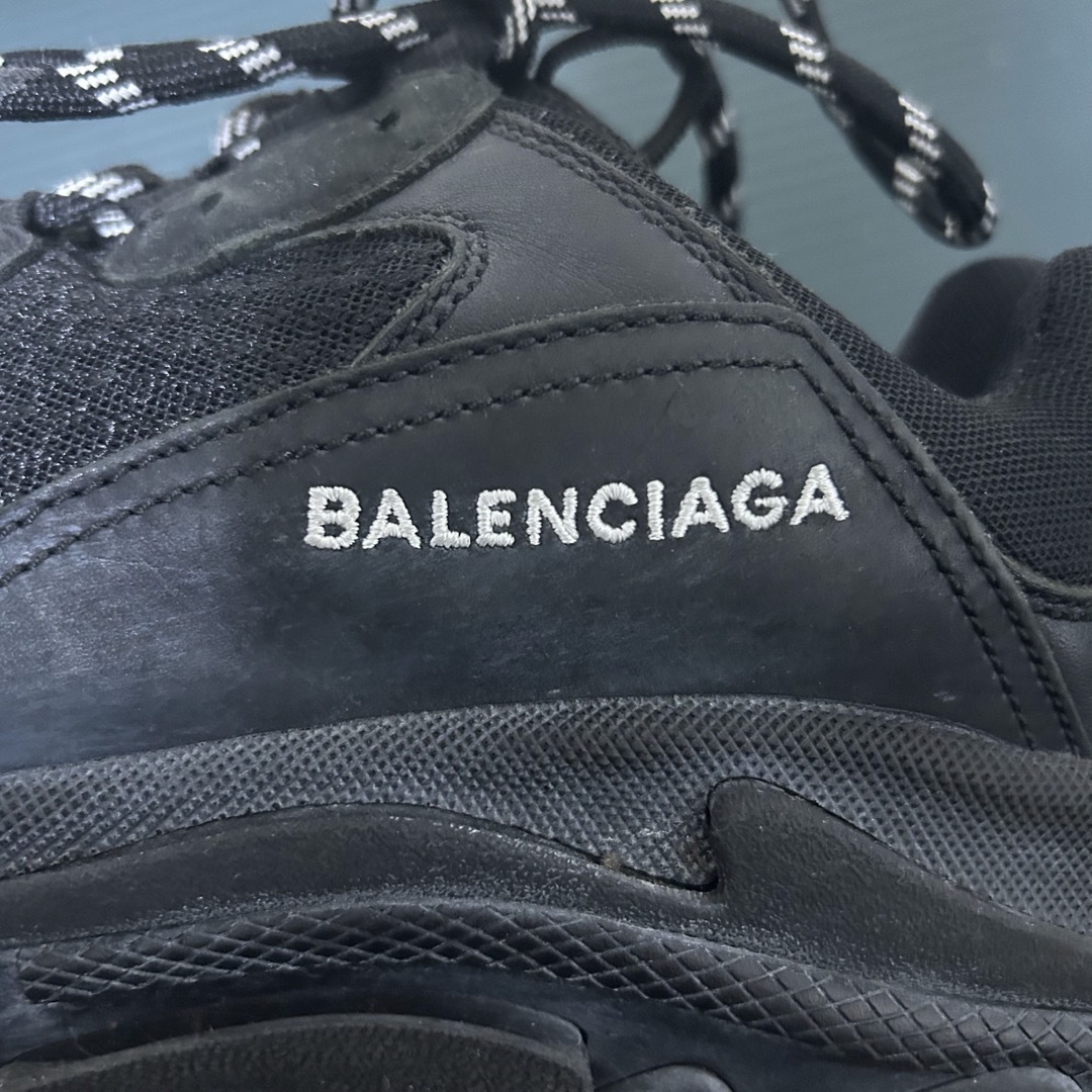 Balenciaga(バレンシアガ)の【訳有破格】balenciaga tripleS 42 黒 メンズの靴/シューズ(スニーカー)の商品写真