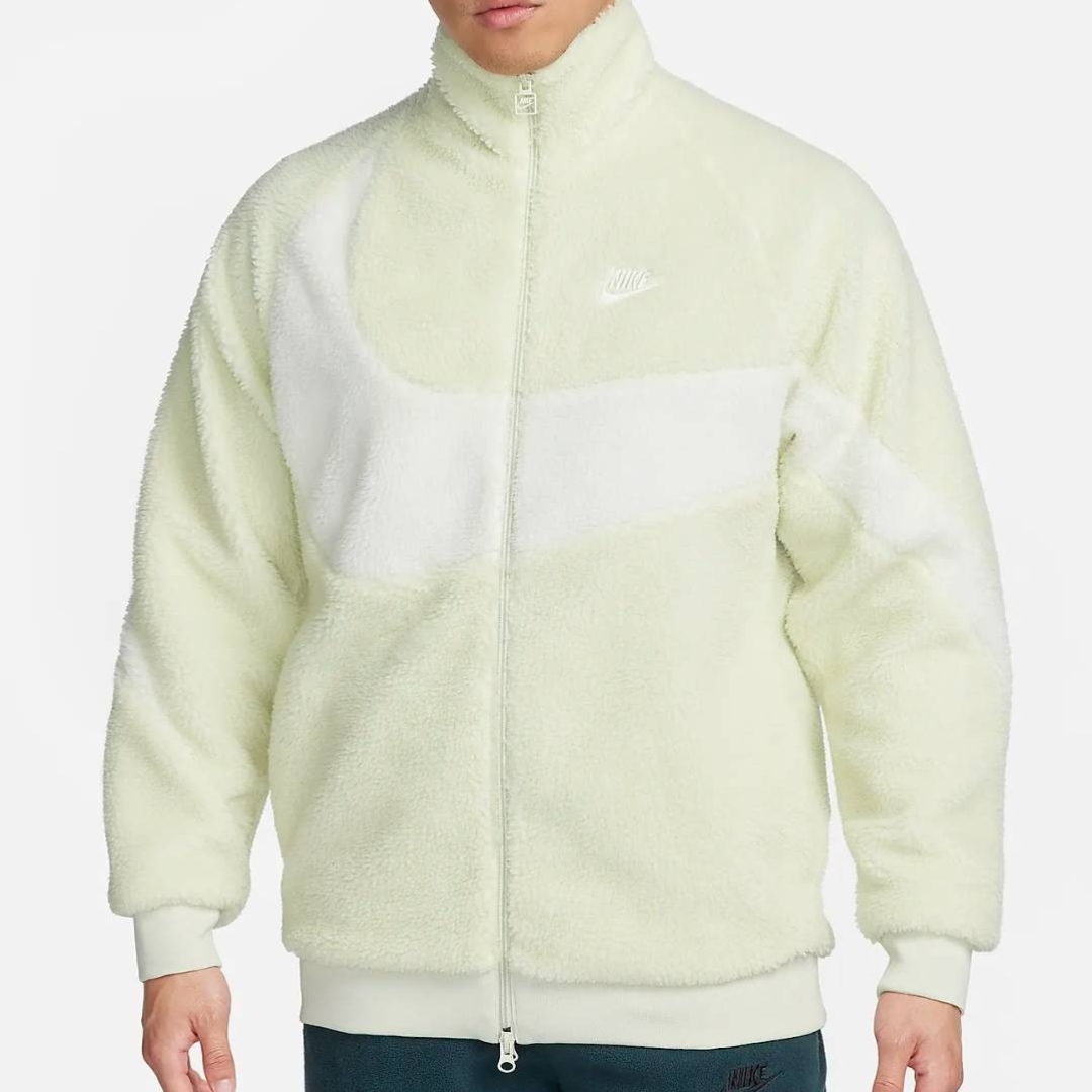 NIKE(ナイキ)の[新品] NIKE ナイキ リバーシブル ボアジャケット スウッシュ 2XL 白 メンズのジャケット/アウター(ナイロンジャケット)の商品写真