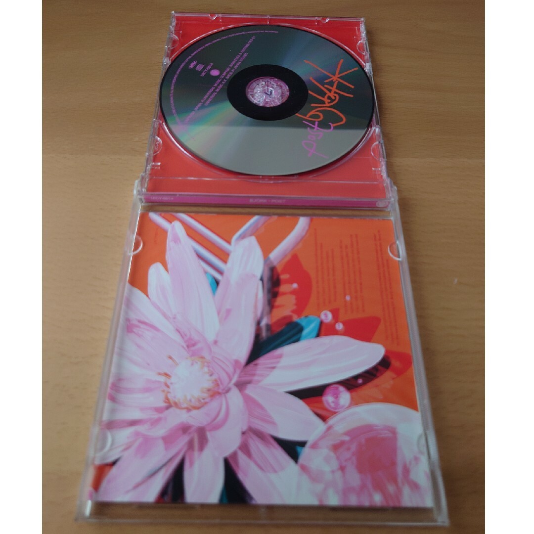 【洋楽CD】Post / Bjork【オルタナ】 エンタメ/ホビーのCD(ポップス/ロック(洋楽))の商品写真