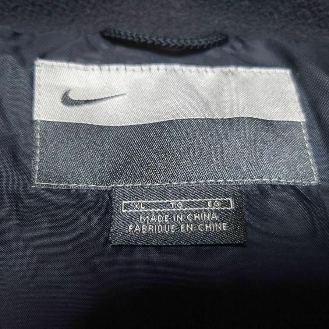 NIKE(ナイキ)の00s NIKE　中綿ナイロンジャケット　袖スウォッシュロゴ刺繍　ナイキ　古着 メンズのジャケット/アウター(ナイロンジャケット)の商品写真