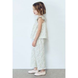 ザラキッズ(ZARA KIDS)のzara baby ꕤ フラワーポプリントップス&パンツ (ブラウス)