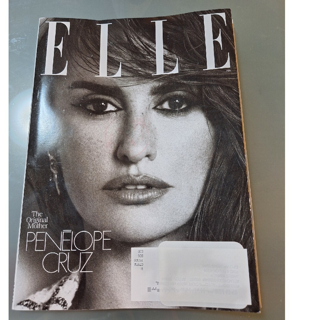 ELLE(エル)のUS ELLE　2024年2月号 エンタメ/ホビーの雑誌(ファッション)の商品写真