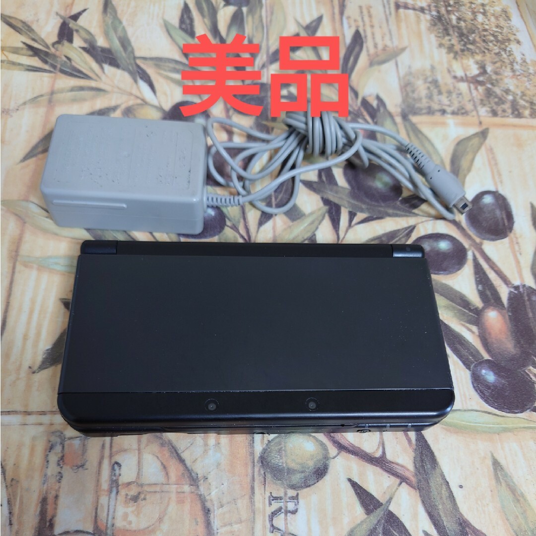 ニンテンドー3DS(ニンテンドー3DS)のNewニンテンドー3DS ブラック美品 エンタメ/ホビーのゲームソフト/ゲーム機本体(携帯用ゲーム機本体)の商品写真