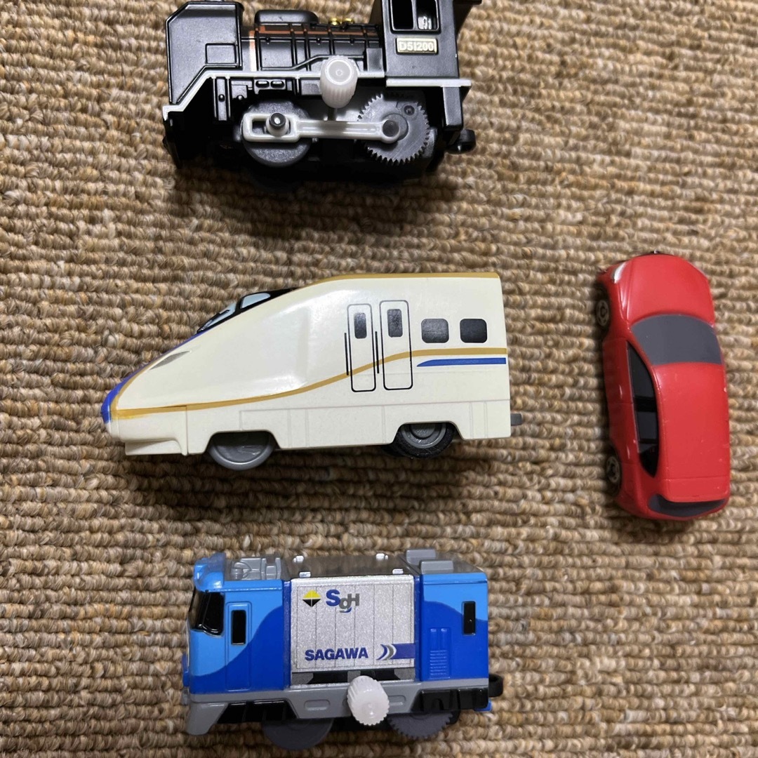 カプセルプラレール　トミカ キッズ/ベビー/マタニティのおもちゃ(電車のおもちゃ/車)の商品写真