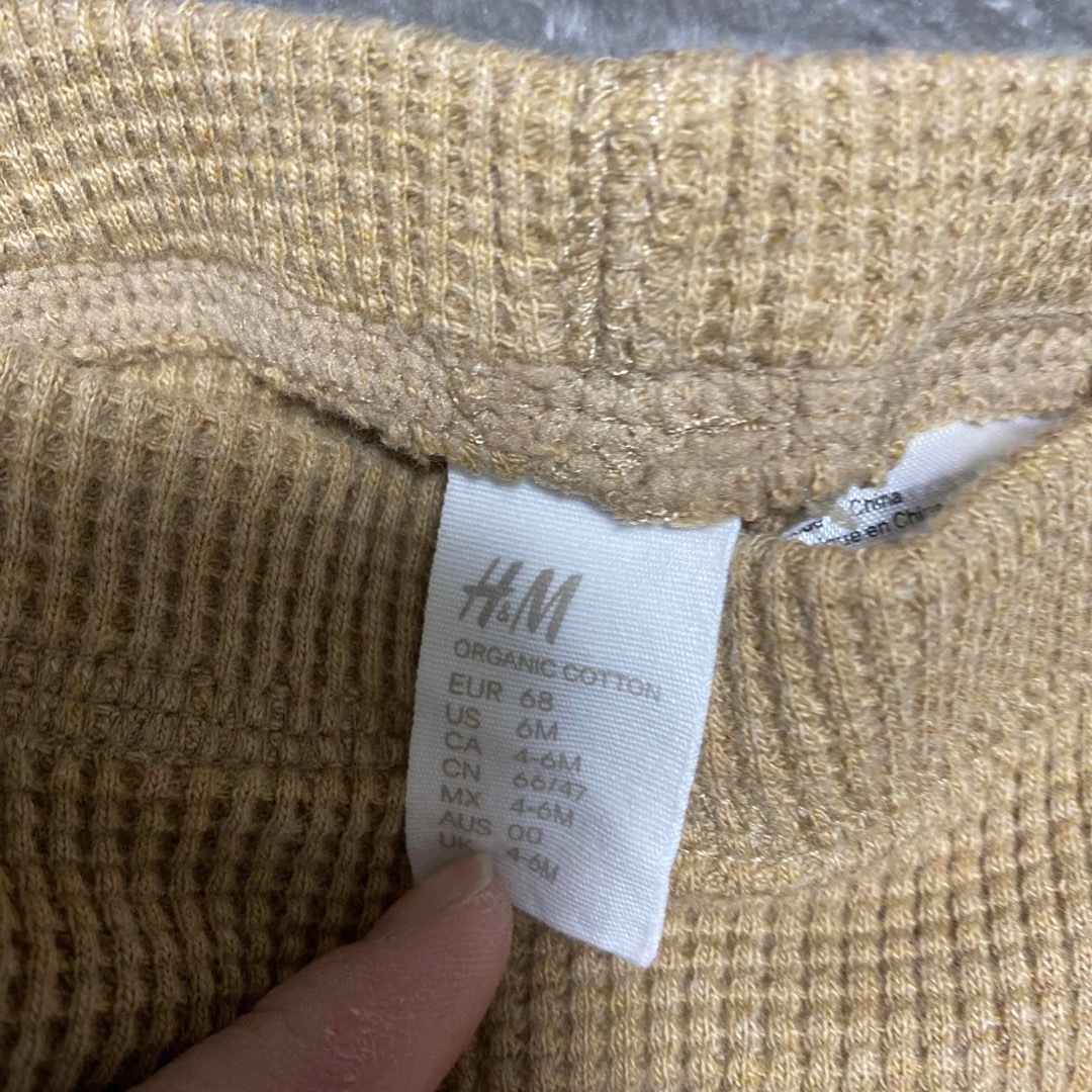 H&M(エイチアンドエム)の▫️h&m・セットアップ キッズ/ベビー/マタニティのベビー服(~85cm)(Ｔシャツ)の商品写真