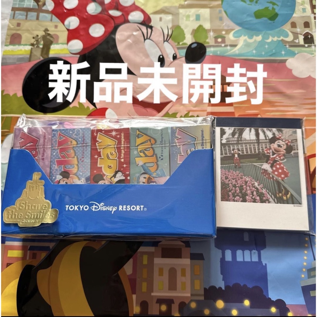 Disney(ディズニー)の★新品未開封★ディズニー　実写　Today 単語帳　＆　実写　メモ　全２点 エンタメ/ホビーのおもちゃ/ぬいぐるみ(キャラクターグッズ)の商品写真