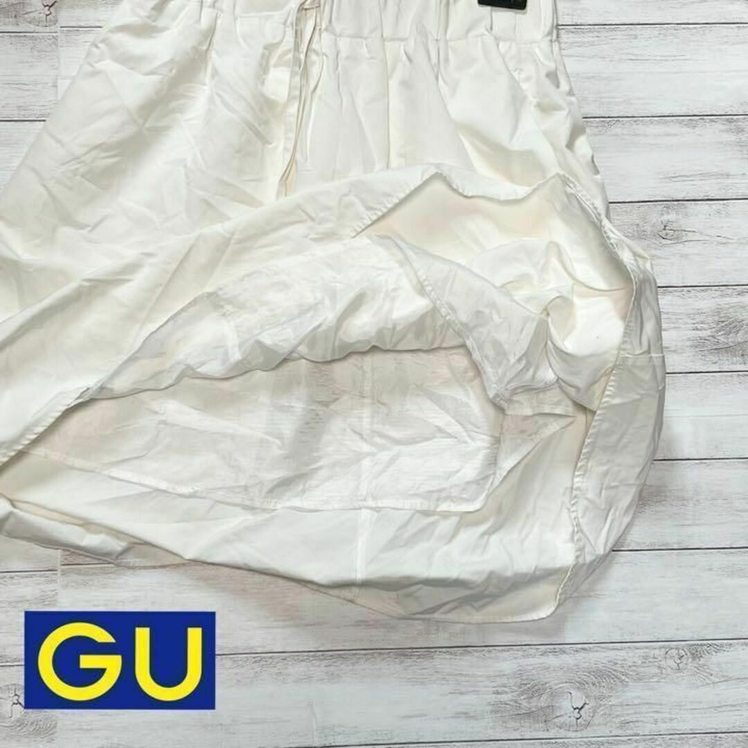 【良品】GU イージーギャザースカートＺ　ホワイト　サイズM レディースのスカート(ひざ丈スカート)の商品写真