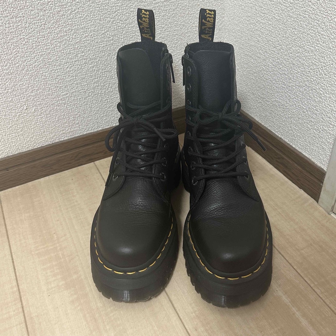 Dr.Martens(ドクターマーチン)の【美品】Dr.Martens ブーツ 8ホール レディースの靴/シューズ(ブーツ)の商品写真