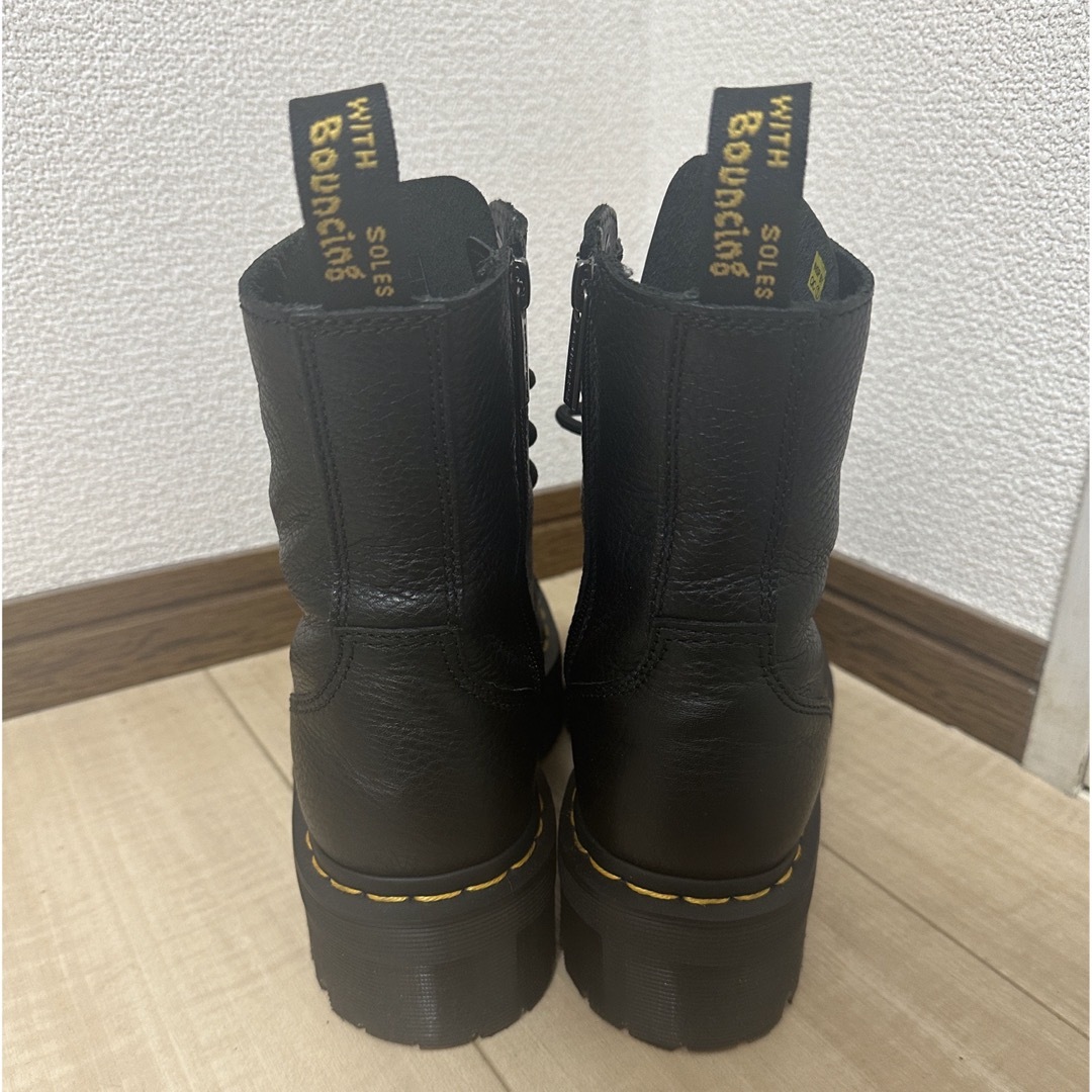 Dr.Martens(ドクターマーチン)の【美品】Dr.Martens ブーツ 8ホール レディースの靴/シューズ(ブーツ)の商品写真