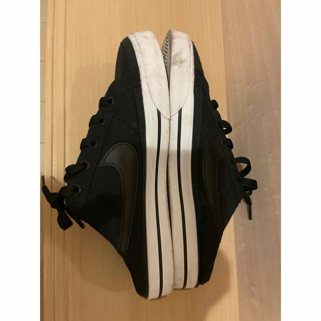 NIKE(ナイキ)のNIKE コート レガシー ミュール　CW4554 ブラック　24.5cm レディースの靴/シューズ(スニーカー)の商品写真