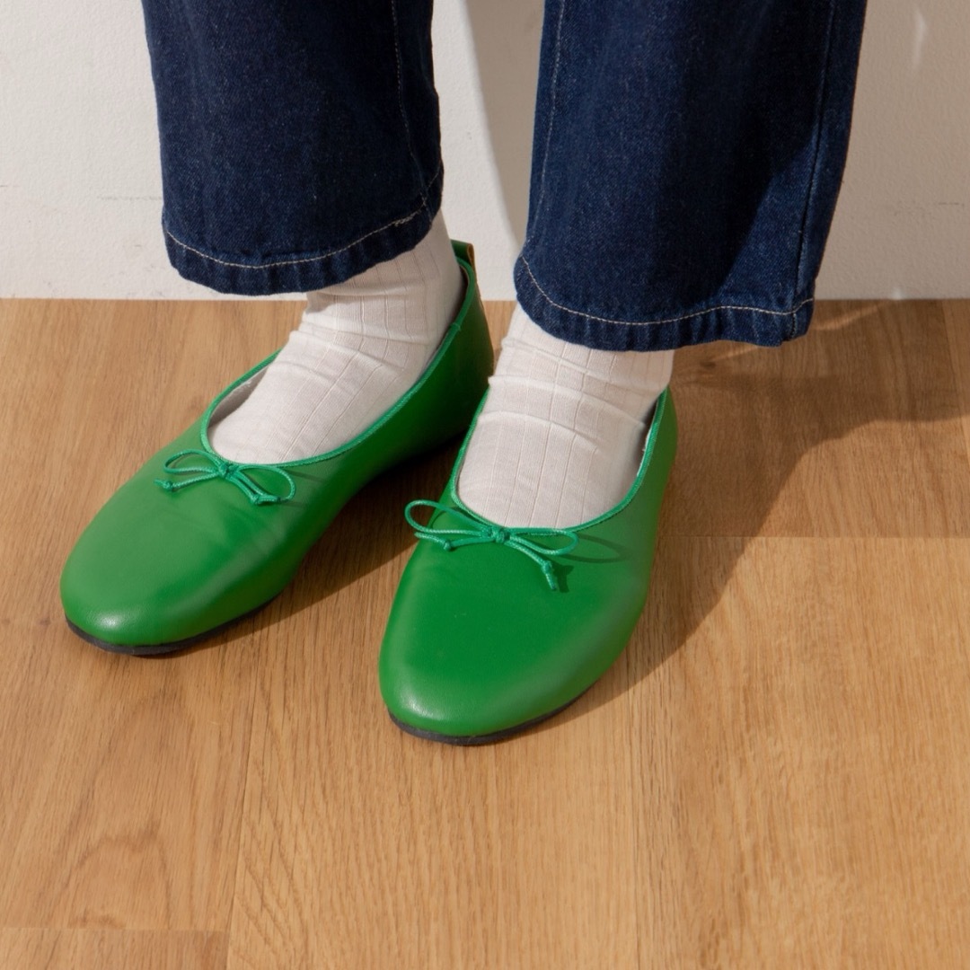 ANGIE(アンジー)のangie バレエシューズ 緑 グリーン レディースの靴/シューズ(バレエシューズ)の商品写真