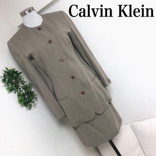 カルバンクライン(Calvin Klein)のカルバンクライン7号ノーカラージャケットスーツオンワード(スーツ)