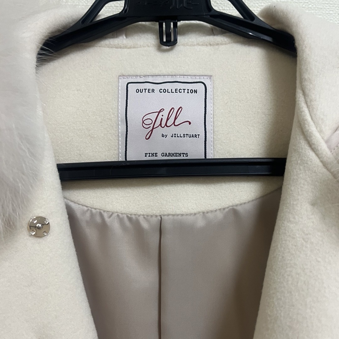 JILL by JILLSTUART(ジルバイジルスチュアート)のJILLSTUART アウター  レディースのジャケット/アウター(毛皮/ファーコート)の商品写真