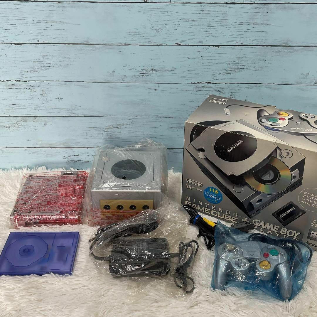 Nintendo GAMECUBE エンジョイプラスパック ゲームキューブ　本体 エンタメ/ホビーのゲームソフト/ゲーム機本体(家庭用ゲーム機本体)の商品写真