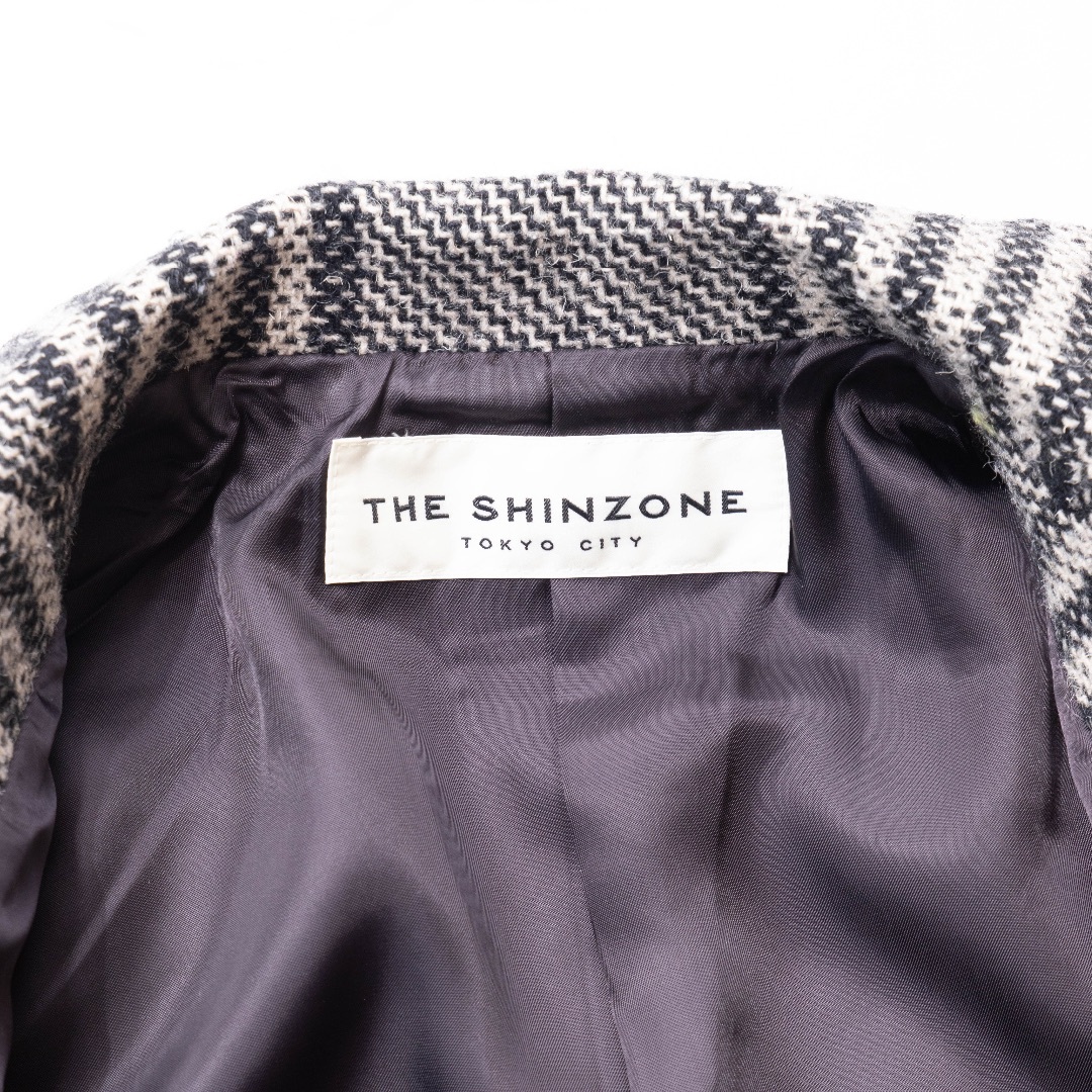 Shinzone(シンゾーン)の【THE SHINZONE】チェスターコート　グレンチェック　グレー　Sサイズ レディースのジャケット/アウター(チェスターコート)の商品写真