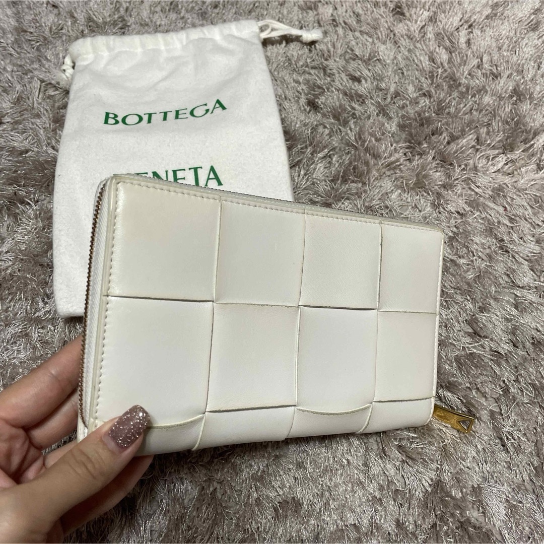 Bottega Veneta(ボッテガヴェネタ)のボッテガ　財布　長財布　ホワイト　白 メンズのファッション小物(長財布)の商品写真