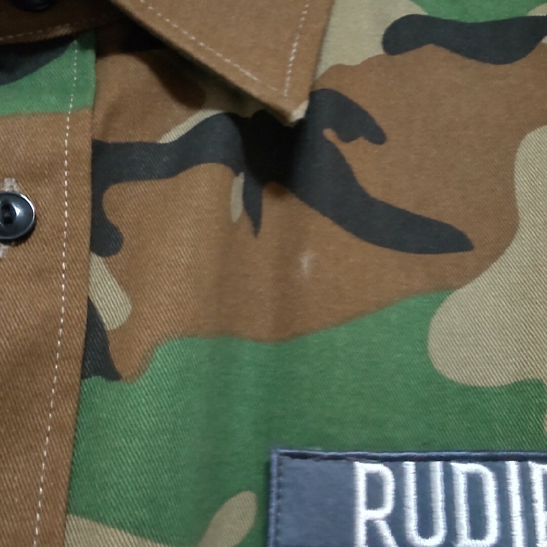 RUDIES(ルーディーズ)のRUDIES 迷彩 カモ柄 トップス メンズのジャケット/アウター(ミリタリージャケット)の商品写真