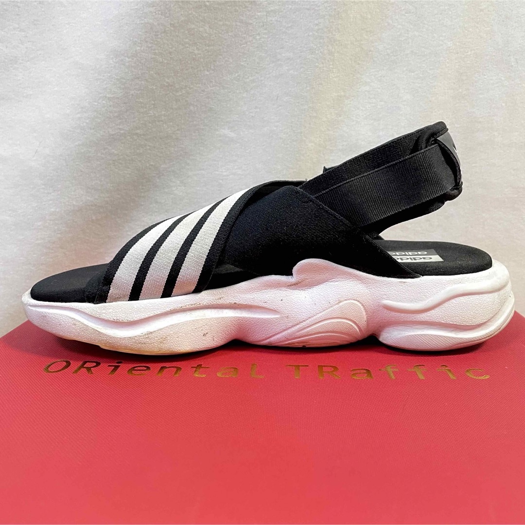 adidas(アディダス)のアディダス adidas Magmur サンダル レディース 23.5cm レディースの靴/シューズ(サンダル)の商品写真
