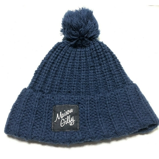 メゾンギルフィー(MAISON GILFY)のメゾンギルフィー　ニット帽　紺色　青　Maison Gilfy　帽子　ポンポンつ(ニット帽/ビーニー)