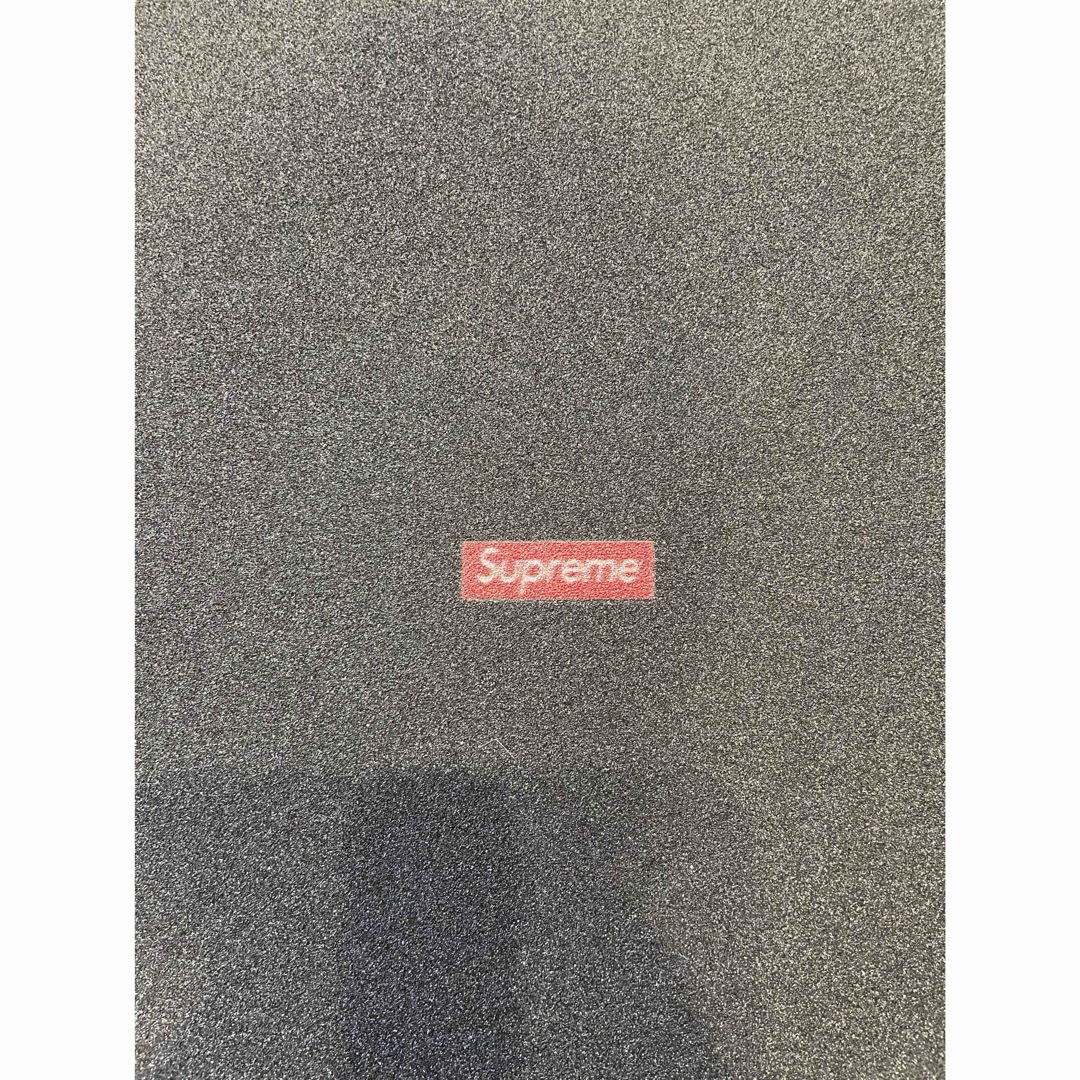 Supreme(シュプリーム)のSupreme MOB GRIP Box Logo Grip Tape スポーツ/アウトドアのスポーツ/アウトドア その他(スケートボード)の商品写真