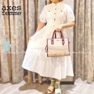 アクシーズファム(axes femme)のaxes femme ベルト付デニムワンピース ホワイト(ロングワンピース/マキシワンピース)