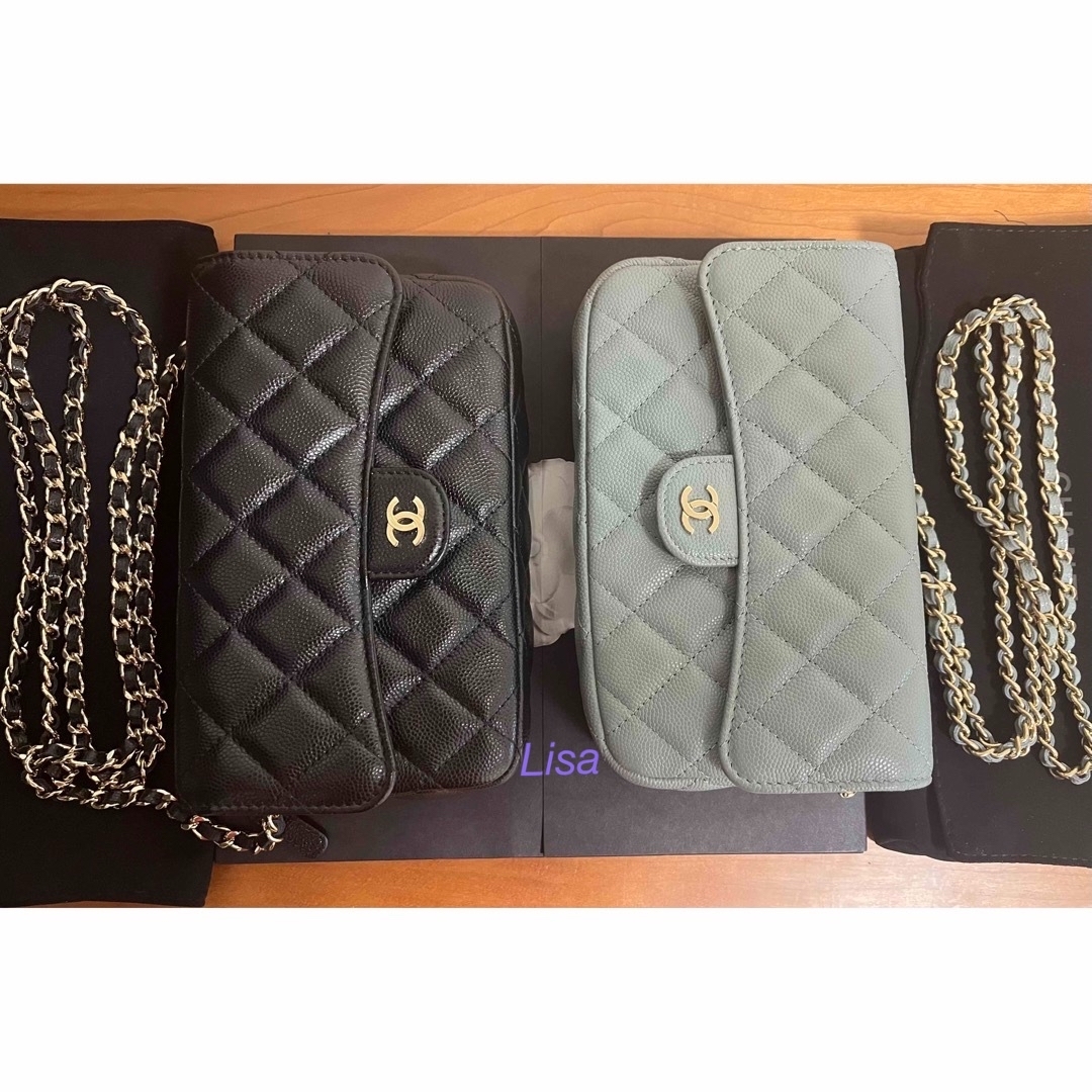 CHANEL(シャネル)の新品同様✨シャネル　チェーンウォレット　フォーンケース マトラッセ ライトブルー レディースのバッグ(ショルダーバッグ)の商品写真