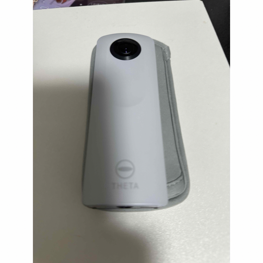 RICOH(リコー)のRICOH THETA SC スマホ/家電/カメラのカメラ(コンパクトデジタルカメラ)の商品写真