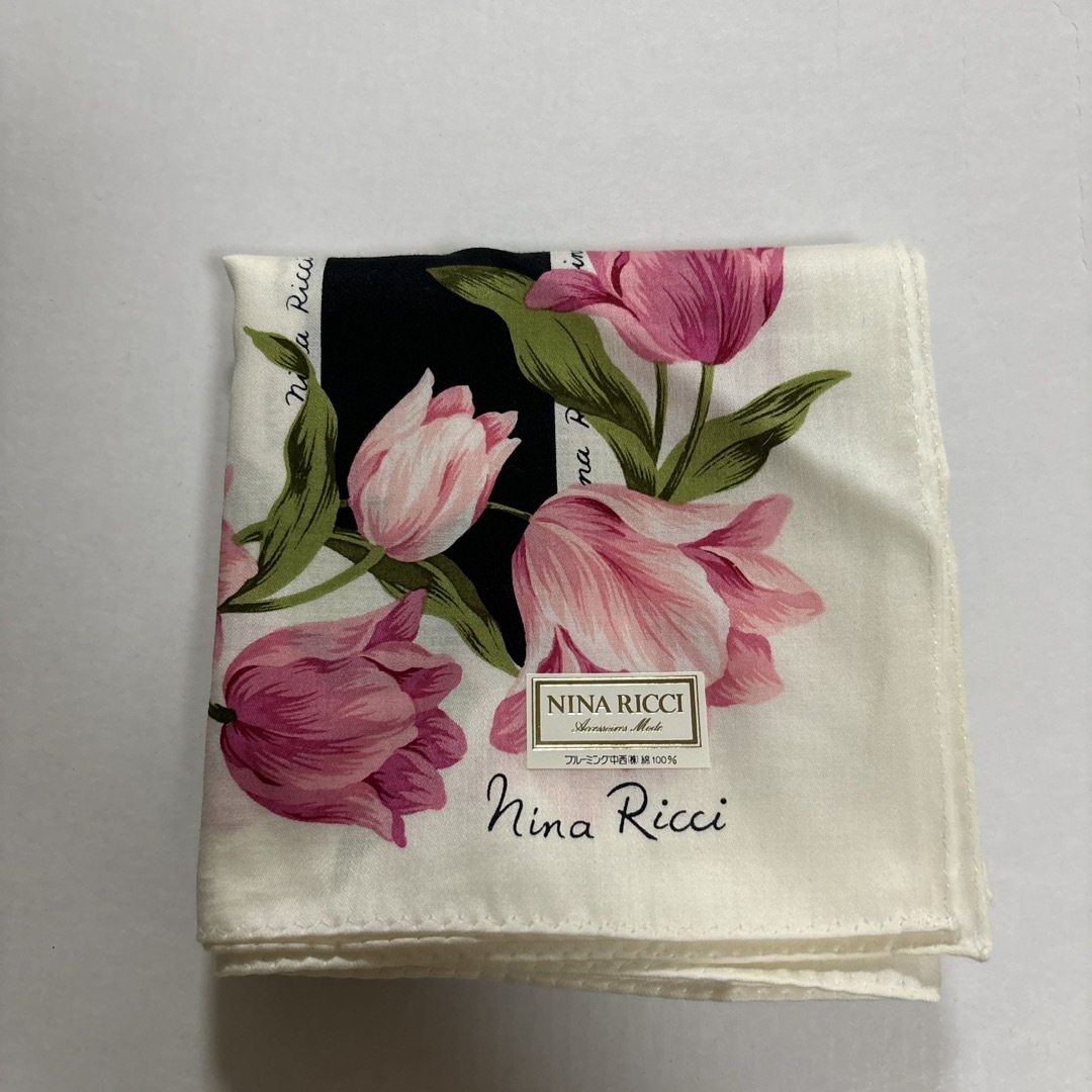 NINA RICCI(ニナリッチ)のニナリッチハンカチピンク レディースのファッション小物(ハンカチ)の商品写真