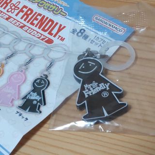 バンダイ(BANDAI)のMr.Friendly  めじるしアクセサリー  ブラック(キーホルダー)