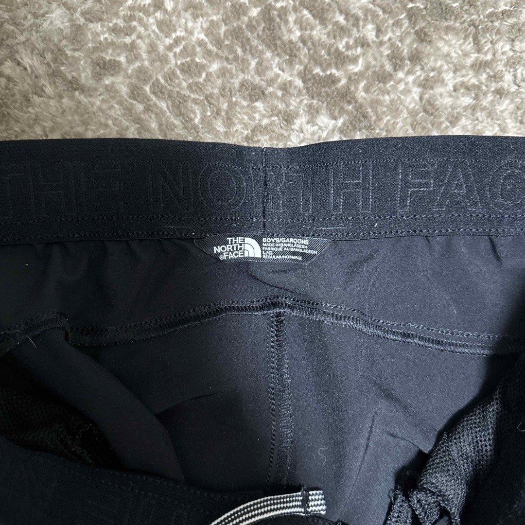 THE NORTH FACE(ザノースフェイス)のノースフェイス　半ズボン メンズのパンツ(ショートパンツ)の商品写真