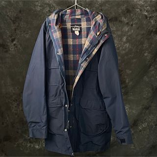 ウールリッチ(WOOLRICH)のウールリッチ　マウンテンパーカー　ネイビー(マウンテンパーカー)