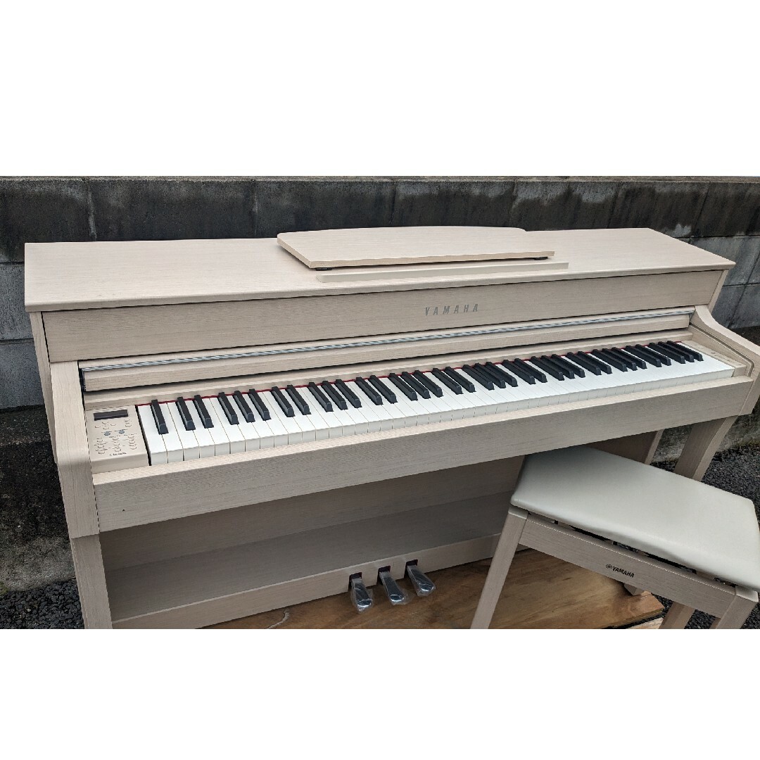 ヤマハ(ヤマハ)の送料込み YAMAHA 電子ピアノ CLP-635WA 2020年購入ほぼ新品 楽器の鍵盤楽器(電子ピアノ)の商品写真