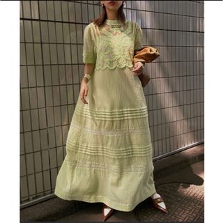 アメリヴィンテージ(Ameri VINTAGE)の限定値下げ　EMBROIDERY SHEER COTTON DRESS(ロングワンピース/マキシワンピース)