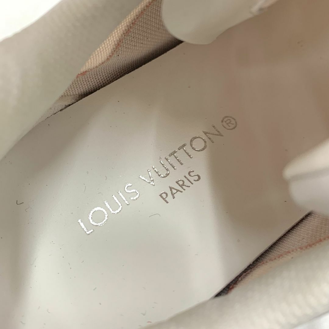 LOUIS VUITTON(ルイヴィトン)の9137 未使用 ヴィトン アークライトライン メッシュ LVロゴ スニーカー  レディースの靴/シューズ(スニーカー)の商品写真