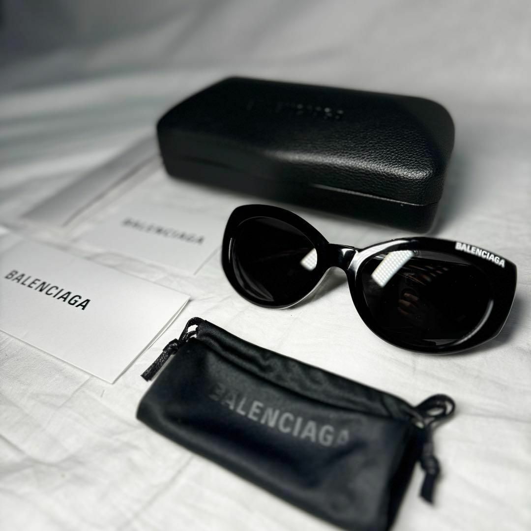 Balenciaga(バレンシアガ)のBALENCIAGA  キャットアイ サングラス ブラック BB0267S W レディースのファッション小物(サングラス/メガネ)の商品写真