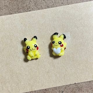 ポケモン(ポケモン)の3dネイルパーツ オーダー【ピカチュウ　×2　ポケモン　痛ネイル】(デコパーツ)