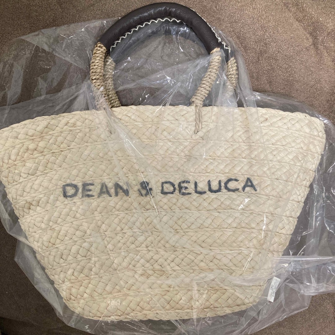 DEAN & DELUCA(ディーンアンドデルーカ)の新品未使用トートバッグ　カゴバッグ　DEAN&DELUCA   L レディースのバッグ(かごバッグ/ストローバッグ)の商品写真