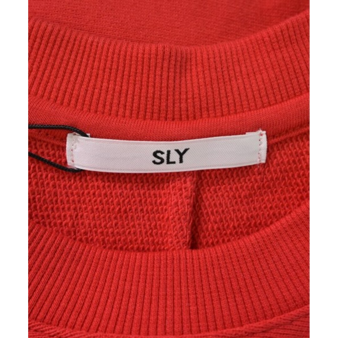 SLY(スライ)のSLY スライ Tシャツ・カットソー F 赤 【古着】【中古】 レディースのトップス(カットソー(半袖/袖なし))の商品写真