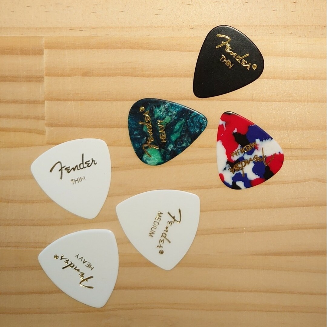 Fender(フェンダー)のフェンダー ギター・ベース ピック【6枚】⑤ 楽器のギター(その他)の商品写真