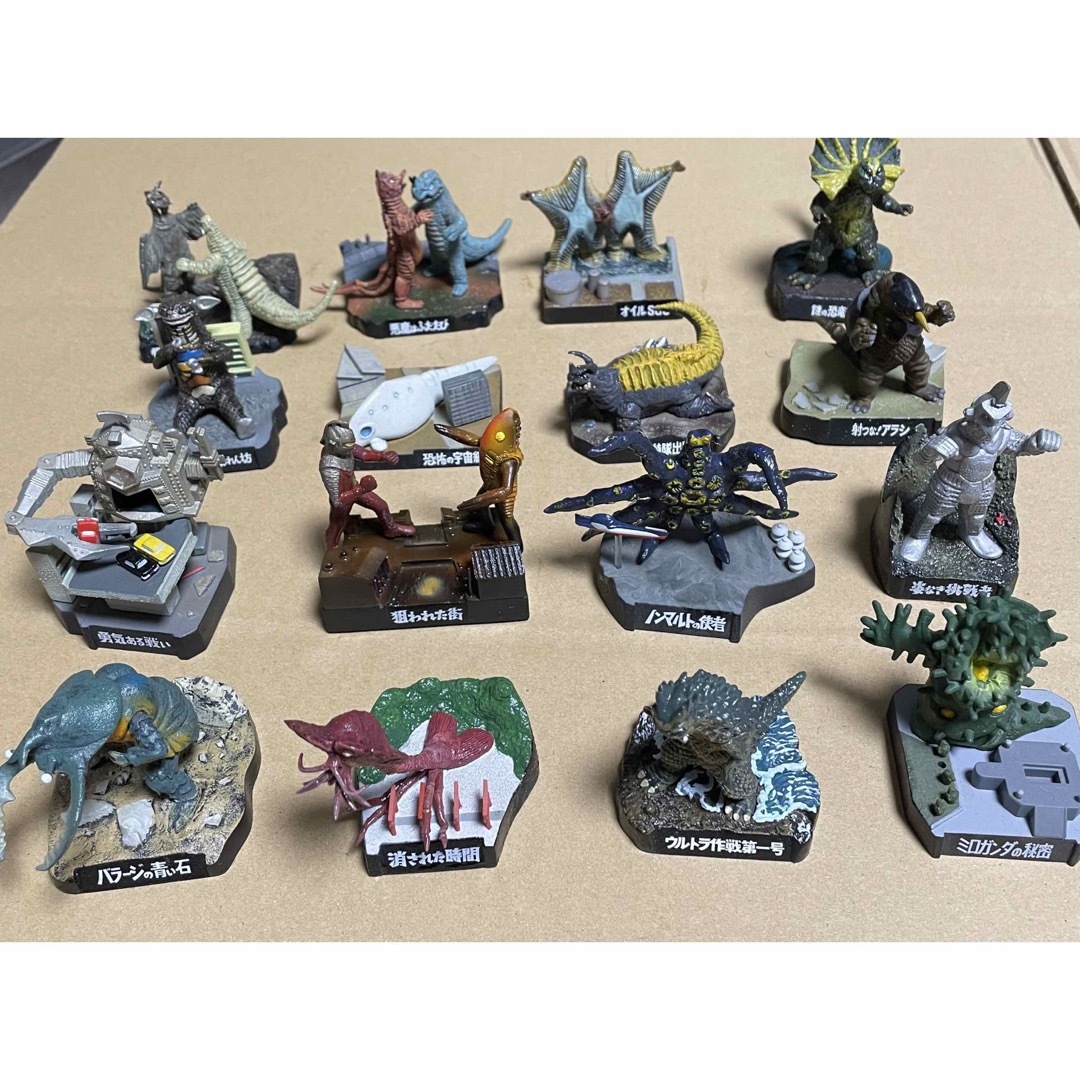 BANDAI(バンダイ)のBANDAI ウルトラ怪獣名鑑ジャンク品 エンタメ/ホビーのフィギュア(特撮)の商品写真