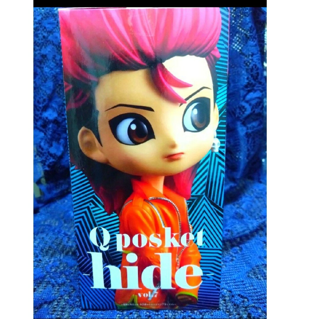 BANDAI(バンダイ)のhide　Qposketフィギュア&ギター弦セット エンタメ/ホビーのタレントグッズ(ミュージシャン)の商品写真