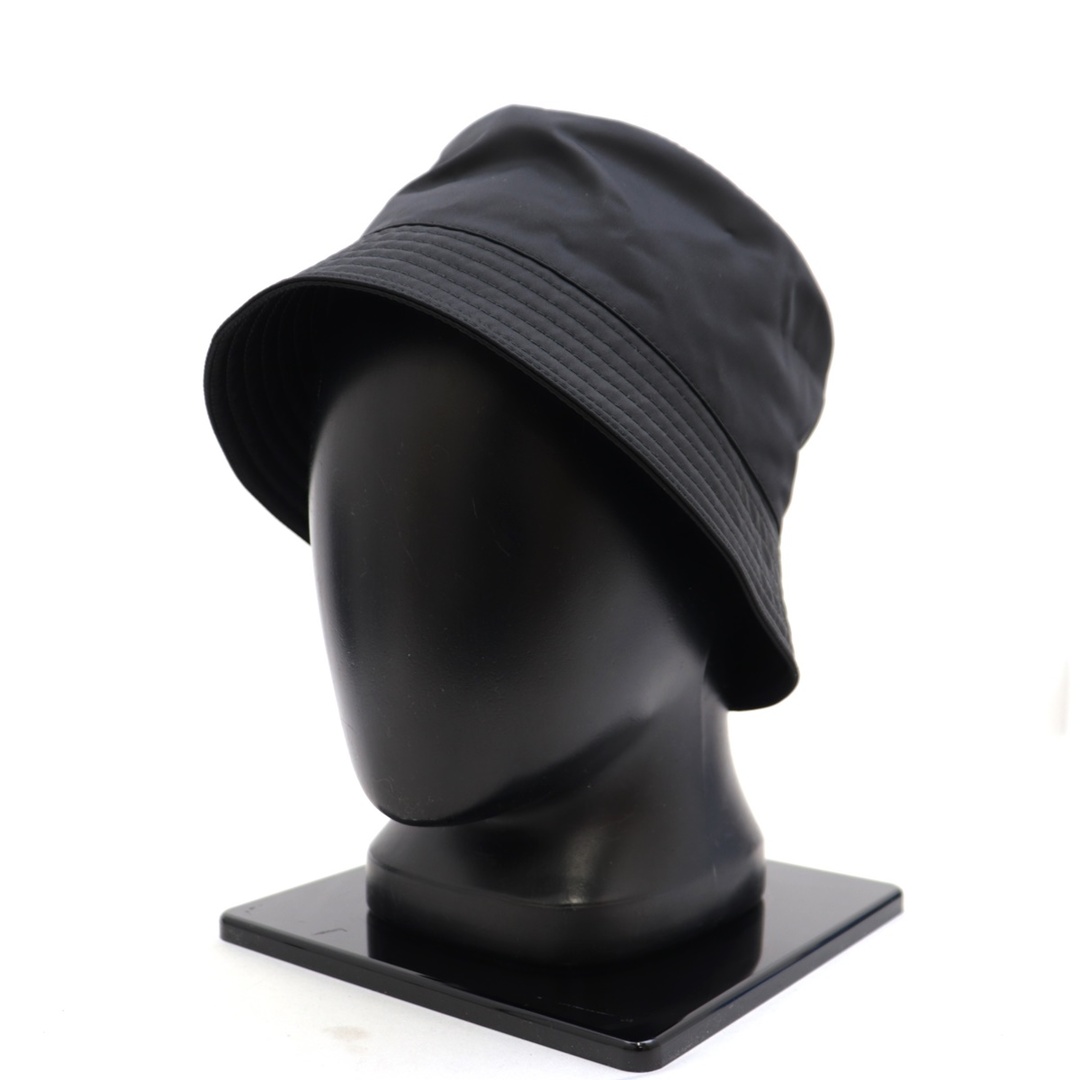 PRADA(プラダ)の未使用 プラダ 20ss Re-Nylon Buckett Hat ナイロン バケット ハット 黒 XL トライアングル ロゴプレート PRADA レディースの帽子(ハット)の商品写真