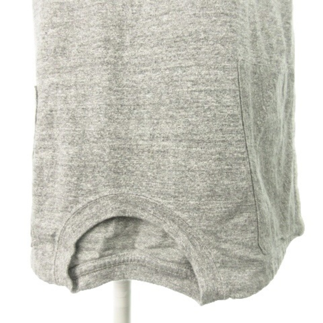 SEA(シー)のシー ワンピース Tシャツ ミニ 半袖 ワンポイント 逆さま ONE グレー レディースのワンピース(ミニワンピース)の商品写真