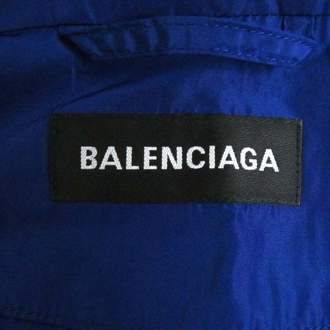 Balenciaga(バレンシアガ)の極美品□19AW バレンシアガ 556238 バックロゴ フード入り オーバーサイズ レインコート/ウィンドブレーカー ブルー 44 イタリア製 正規品　t06-st30317-354 メンズのジャケット/アウター(その他)の商品写真