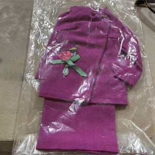 マテル(MATTEL)のバービー❤︎ ヴィンテージ紫スーツ (ぬいぐるみ/人形)