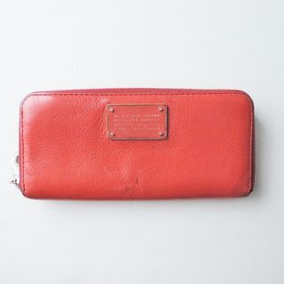 マークバイマークジェイコブス(MARC BY MARC JACOBS)のMARC BY MARC JACOBS(マークバイマークジェイコブス) 長財布 レッド ラウンドファスナー レザー(財布)