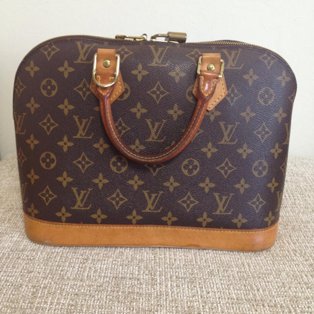 LOUIS VUITTON - LOUIS VUITTON取り置き中
