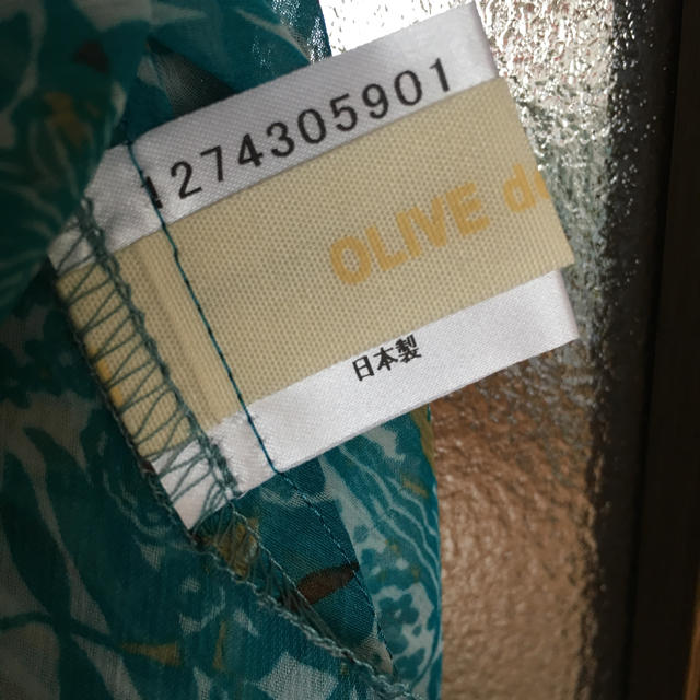 OLIVEdesOLIVE(オリーブデオリーブ)のOLIVE  des  OLIVE レディースのトップス(シャツ/ブラウス(半袖/袖なし))の商品写真