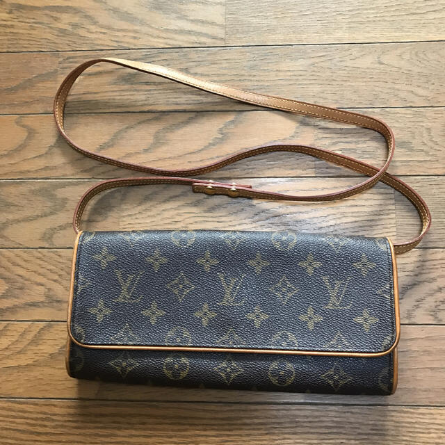 LOUIS VUITTON(ルイヴィトン)のcherryjam 様 LOUIS VUITTONポシェットツイン レディースのバッグ(ショルダーバッグ)の商品写真